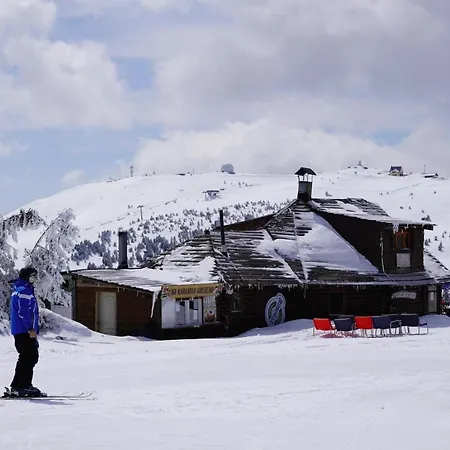 アパート Husky Milmari *