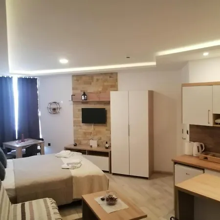 アパート Husky Milmari