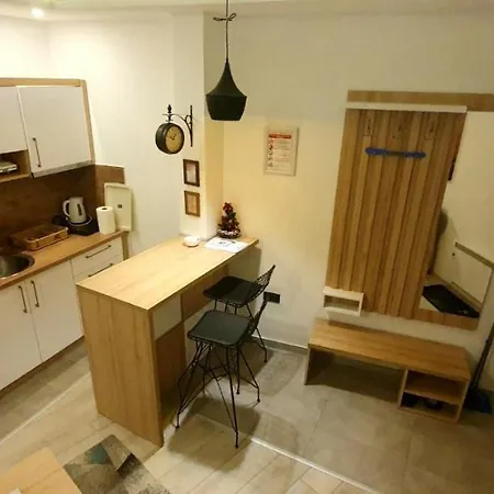 アパート Husky Milmari *