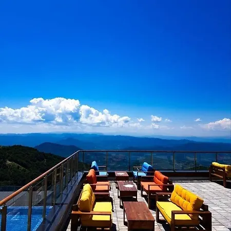 Husky Milmari アパート