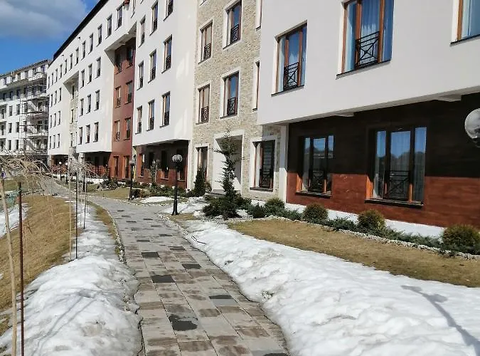 Husky Milmari 아파트 *