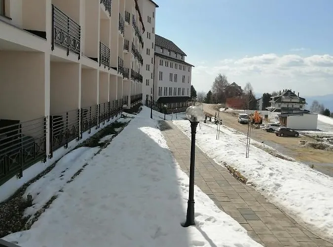 아파트 Husky Milmari